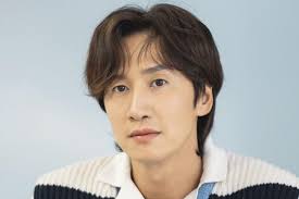 » lee kwang soo » profile, biography, awards, picture and other info of all korean actors and actresses. Cff Sbg1crrflm