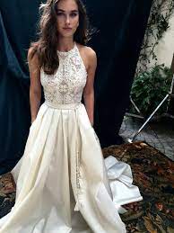Pin By Paiz On Daisy Marriage Wedding Dresses Satin Halter Wedding Dress Wedding Dress Train