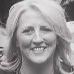 Lori Dill's Instagram, Twitter & Facebook