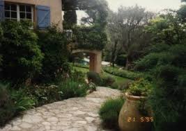 Michael Hutchence Vieille Ferme Des Guerchs 412 Chemin Des Guerchs 06330 Roquefort Les Pins France Lugares Para Visitar Lugares