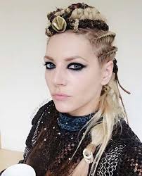 the 34 most epic celebrity hair transformations of 2017 lagherta lagertha kostum lagertha