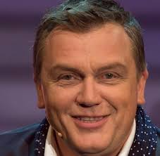 Jun 23, 2021 · rtl ist in bewegung, wirbt leute an und stärkt die plattform tvnow. Hape Kerkeling Seitdem Ich Denken Kann Denke Ich Schwul Welt