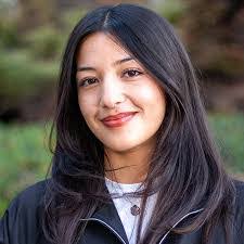 Taylor Seals's Instagram, Twitter & Facebook