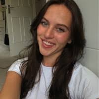 Abbie Shaw's Instagram, Twitter & Facebook