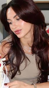 Laura Macfarlane (lauram4369)