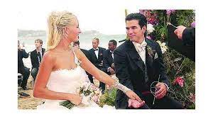 Maybe you would like to learn more about one of these? Hochzeit Sarah Startet Barfuss Ins Ehegluck