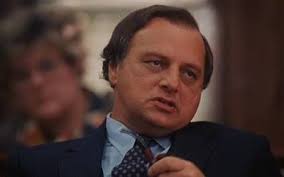 Dennis Franz without his iconic mustache
