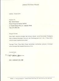 Untuk urusan resmi, penggunaan surat mungkin masih tetap dipertahankan dan sudah merupakan suatu kewajiban bagi perusahaan, instansi pemerintahan, lembaga, maupun organisasi dan berbagai kelompok lainnya. Surat Ucapan Terima Kasih Purna Tugas Cara Golden