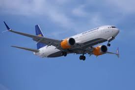 The boeing 737 max 8 is fitted with 16 saga business class seats, arrange in a 2+2 abreast configuration. Icelandair Fleet Boeing 737 Max 8 Details And Pictures