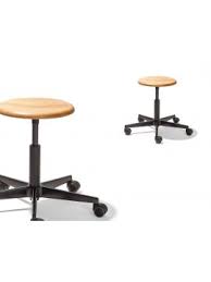 Top marken günstige preise große auswahl. Hocker Design Online Kaufen Bei Goodform Ch