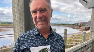 Le fermier louisianais derrière la chanson « Travailler c'est trop dur »