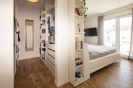 Schlafzimmer Mit Begehbarer Umkleide Baby Room Decor Bedroom Dorm Room Organization
