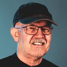 Courses: Essential Jazz Standards with Gary Willis