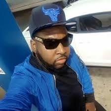 Chris Acklin's Instagram, Twitter & Facebook