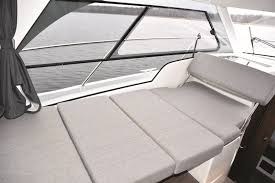 Antares is impressive on its own merit, but to know that this was developed and published by a single person just puts this over the top for me. Test Beneteau Antares 9 Ob Skipper Bootshandel