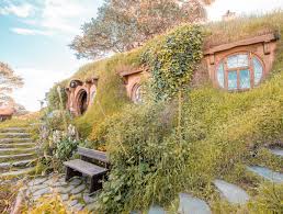 The 21 day lord of the rings and hobbit holiday package. Visit Hobbiton The Hobbit Homes In New Zealand Tips Pics Tours