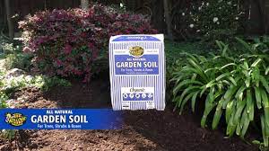 Patio plus is an omri certified organic product which does not contain any biosoilds. Kellogg Garden Organics All Natural Garden Soil For Trees Shrubs And Roses Youtube