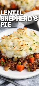 The bottom layer is a simple a mix of ground lamb and vegetables. Easy Lentil Shepherd S Pie Vegetarian Spend With Pennies