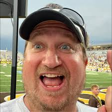 Auto parts store in Southwick's building in 80's?