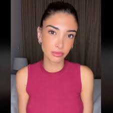 Ça fait 7 ans que je reste dans le silence" : Mélanie Dedigama (Les  Cinquante) prend la parole sur les attaques et insultes de son ex-compagnon