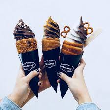 Please note that the individual store hours may vary. Mat Travel On Twitter Chimney Ice Cream Di Jb Siapa Je Tak Suka Aiskrim Kan Tambah Tambah Pula Dibuat Dengan Pastri Chimney Cake Sebagai Base Dia Rollney Malaysia G 07 Block A