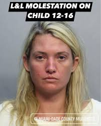 HUMES, ASHLEY MONIQUE 37 F Charges PETIT THEFT $100-$750 ( Bond: 500 )