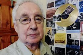 BBC award for folk music legend Bill Leader