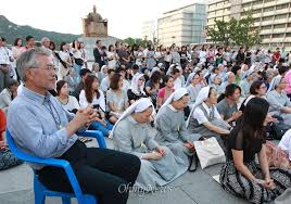 ½ÅºÎ, ¼ö³àµéÀº µµ´ëü ±¤È¹®¿¡¼ ¹«½¼ ÁþÀ» Çϳª