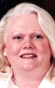 Elizabeth Crews dies