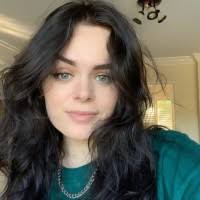 100+ perfiles de «Amelia Bailey»