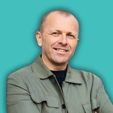 How to move purposefully through life with LifeCoachVeronica