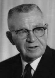 Eugene C. Pulliam, publisher of newspapers in Indiana & Arizona, & a 1910  DePauw University alum. Pulliam, was also co-founder of the journalism  honorary Sigma Delta Chi. In 1909, he and nine