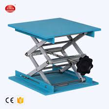 D'une capacité de charge de 900 kg, cette table élévatrice encastrable, très stable vient se positionner au dessous du plan de travail grâce à ses roues qui passent sous l'établi. Chine Laboratoire Manuel Portable Table Elevatrice A Ciseaux Plate Forme Elevatrice Mini Table Elevatrice Acheter La Table Elevatrice Sur Fr Made In China Com