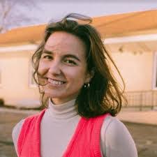 Molly Hein's Instagram, Twitter & Facebook