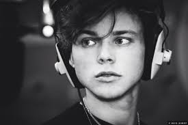 Fearless. Part 1. *Ashton Irwin*