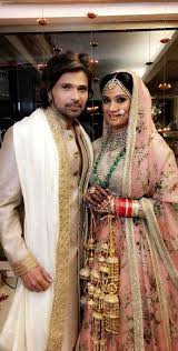 Himesh Reshammiya Wiki Age Wife Family Biography More Wikibio What happens when ar rahman meets himesh reshammiya? himesh reshammiya wiki age wife