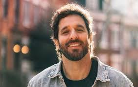 Aaron Berg's Instagram, Twitter & Facebook