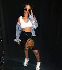 A casual outfit for a chilled out weekend. Clothes Discovered By Ky Boogie On We Heart It Fashion Outfits Fashion Outfits