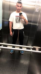 En días pasados manuel turizo fue tendencia debido a una supuesta 'hackeada' de su cuenta de instagram en donde una mujer lo obligaba a contestarle por whatsapp al hacer pública una conversación con el cantante. Manuel Turizo Sur Twitter Foto Via Manuelturizomtz En Instagram Historias