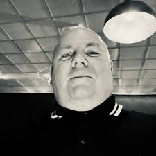 Hi! I'm new to this group. I recently joined because I have a MH and want  to come to the 2025 weekend and looking for details of where to stay etc.