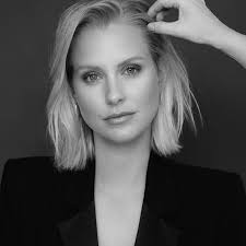 Pascale Robitaille added a new photo.