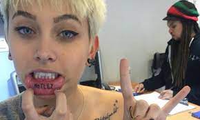 Paris Jackson Reveals New Motley Crue Tribute Tattoo On Twitter Daily Mail Online