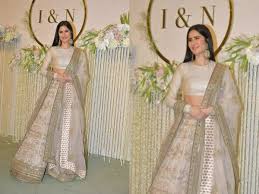 Katrina Kaif wore the prettiest Sabyasachi lehenga at Ira Khan and Nupur  Shikhare's wedding reception - Times of India