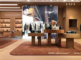 Off White Lasvegas Store Titled Beginners Luck Now Open Wynnlasvegas Home Home Decor Design