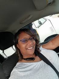 Vanessa Poe's Instagram, Twitter & Facebook