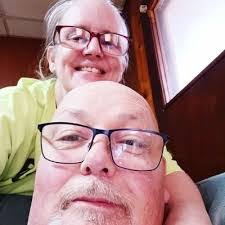 Amy Dewalt's Instagram, Twitter & Facebook