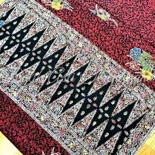 Jual kain batik motif kualitas premium hanya di kainbatikbagus anda bisa dapatkan , langsung saja buktikan kualitas kain batik buatan kami kainbatikbagus. Corak Simple Bunga Kecil Kain Batik Terengganu By Waniey Ll Facebook