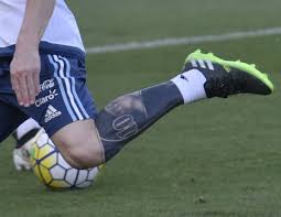 Tattooed leg lionel messi barcelona editorial stock photo stock. Messi Covers Up His Leg Tattoo With New Artwork