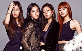Tons of awesome lisa blackpink. Jennie Dan Lisa Di Mana Mana Yg Dituding Anak Tirikan Jisoo Rose Blackpink