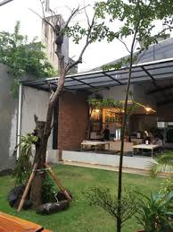 Memiliki karakterisiti yang kuat dan tahan untuk segala cuaca eskteri. Teras Rumah Rungkut Surabaya Lengkap Menu Terbaru Jam Buka No Telepon Alamat Dengan Peta